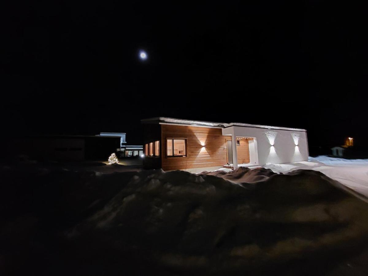 Arctic River Chalet Rovaniemi Exterior photo